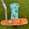 Load image into Gallery viewer, Scotty Cameron Newport Beach BBC Roll Top Tiffany Vertical Stamp GSS 350G Circle T Putter