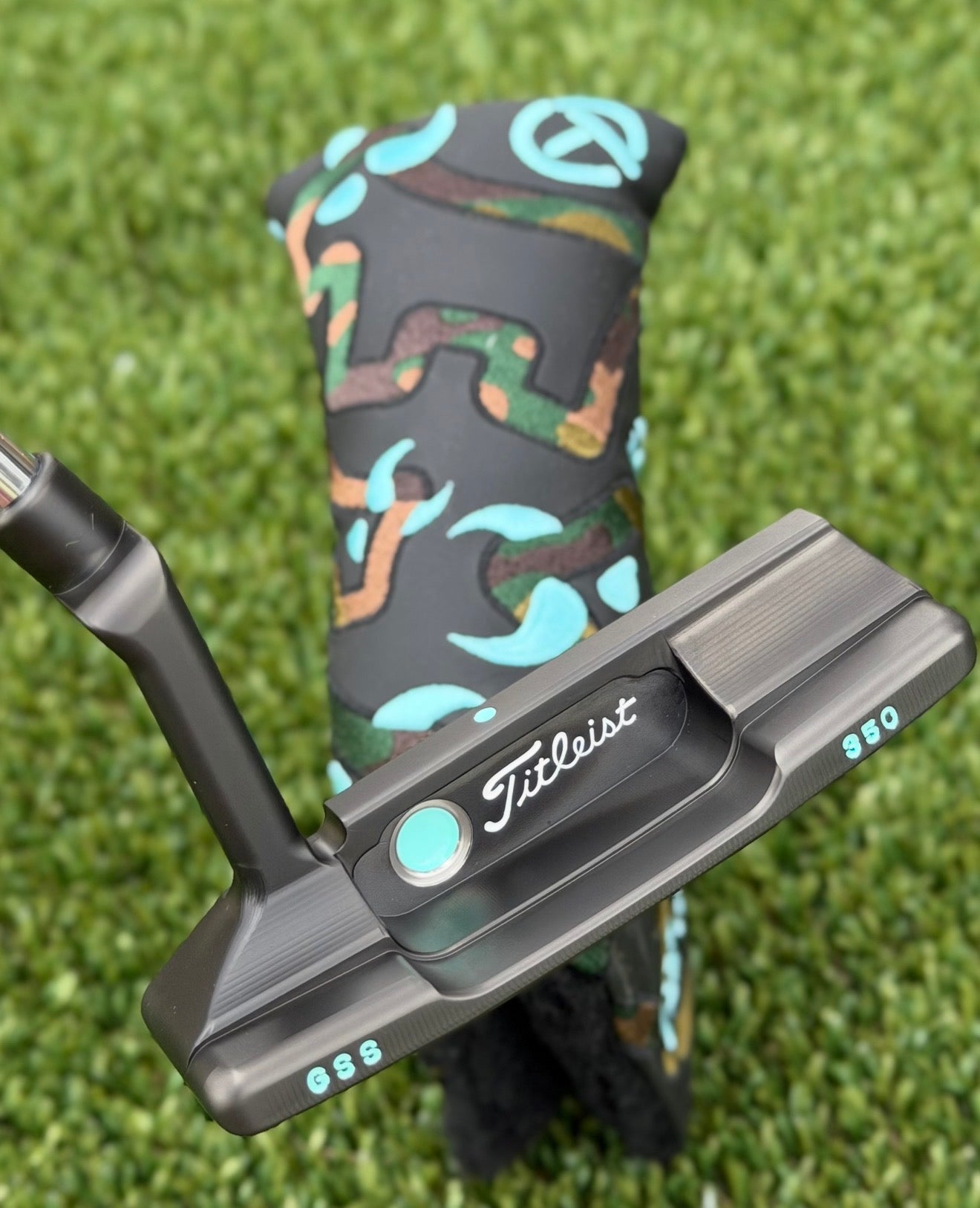 ✨Tiffany GSS Tour Black Timeless 350G Circle T✨