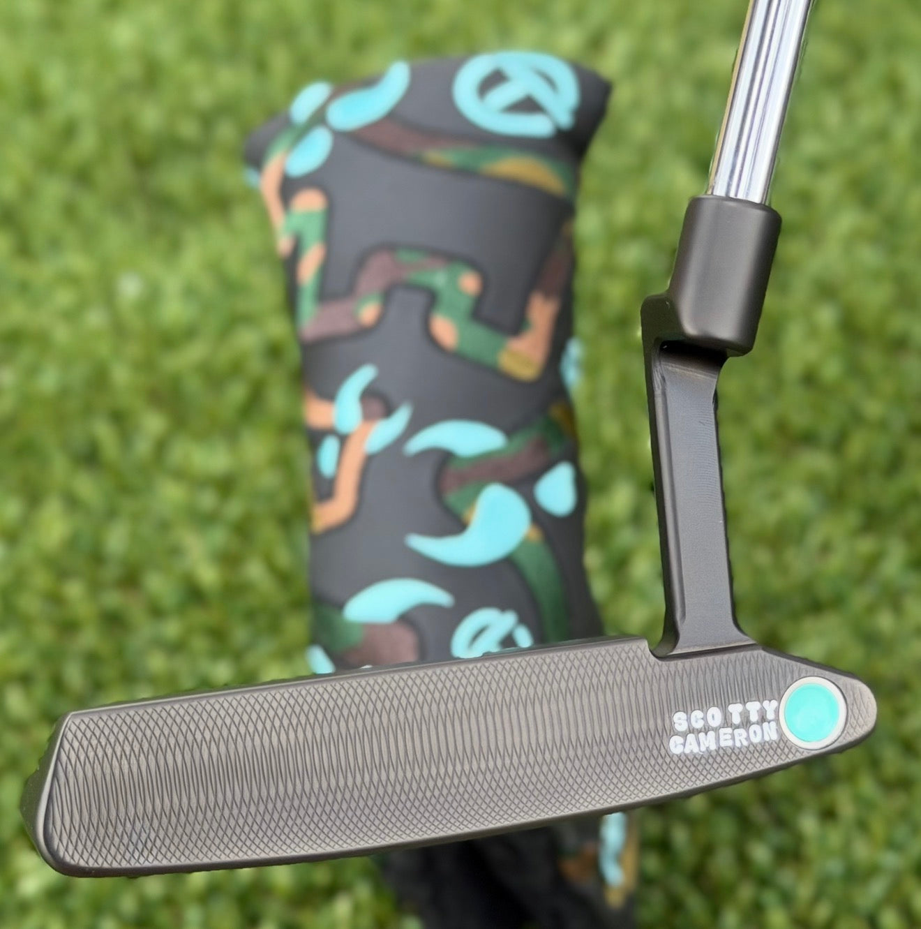 ✨Tiffany GSS Tour Black Timeless 350G Circle T✨