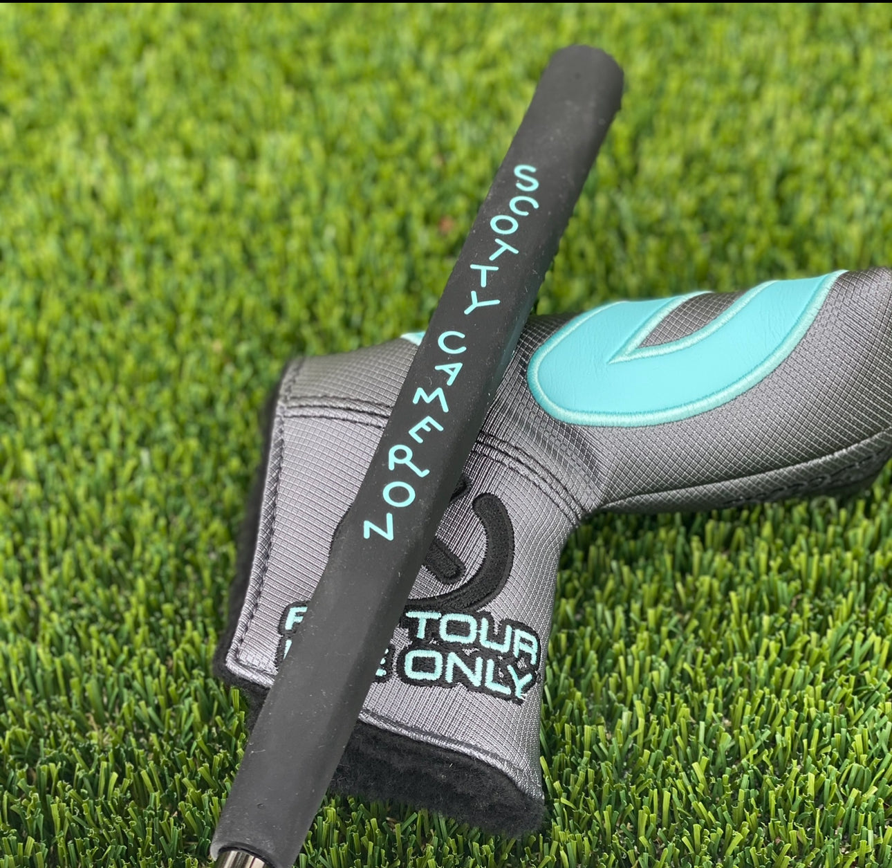 Scotty Cameron Tour Black Timeless 2 GSS Tiffany 350G Circle T Putter