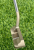 Load image into Gallery viewer, Scotty Cameron King Peace Surfer Tour 009M 1.5 Welded Flow Neck Chromatic Bronze 350G Circle T