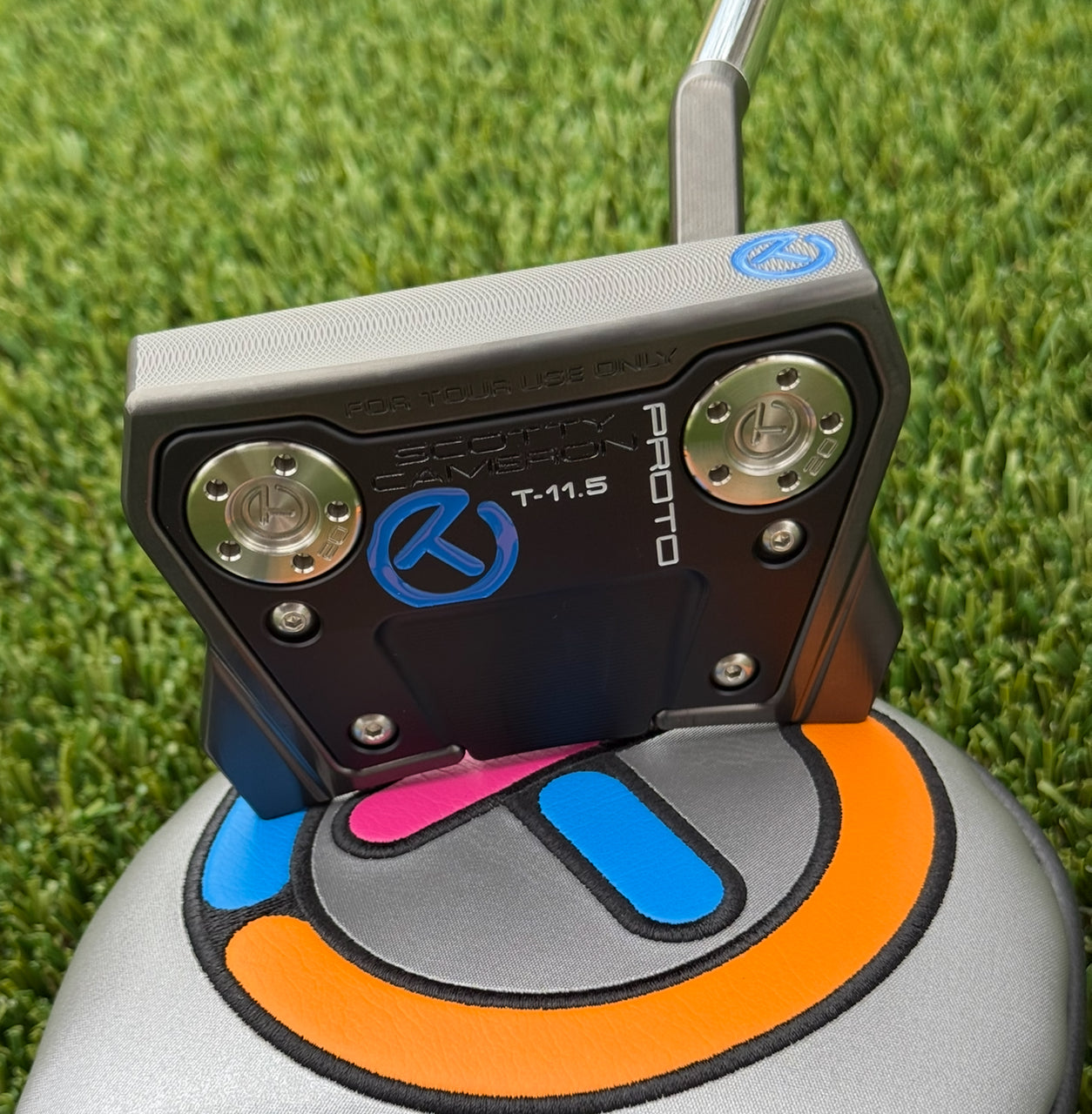 🏆Tour Black Phantom T11.5 Circle T🏆