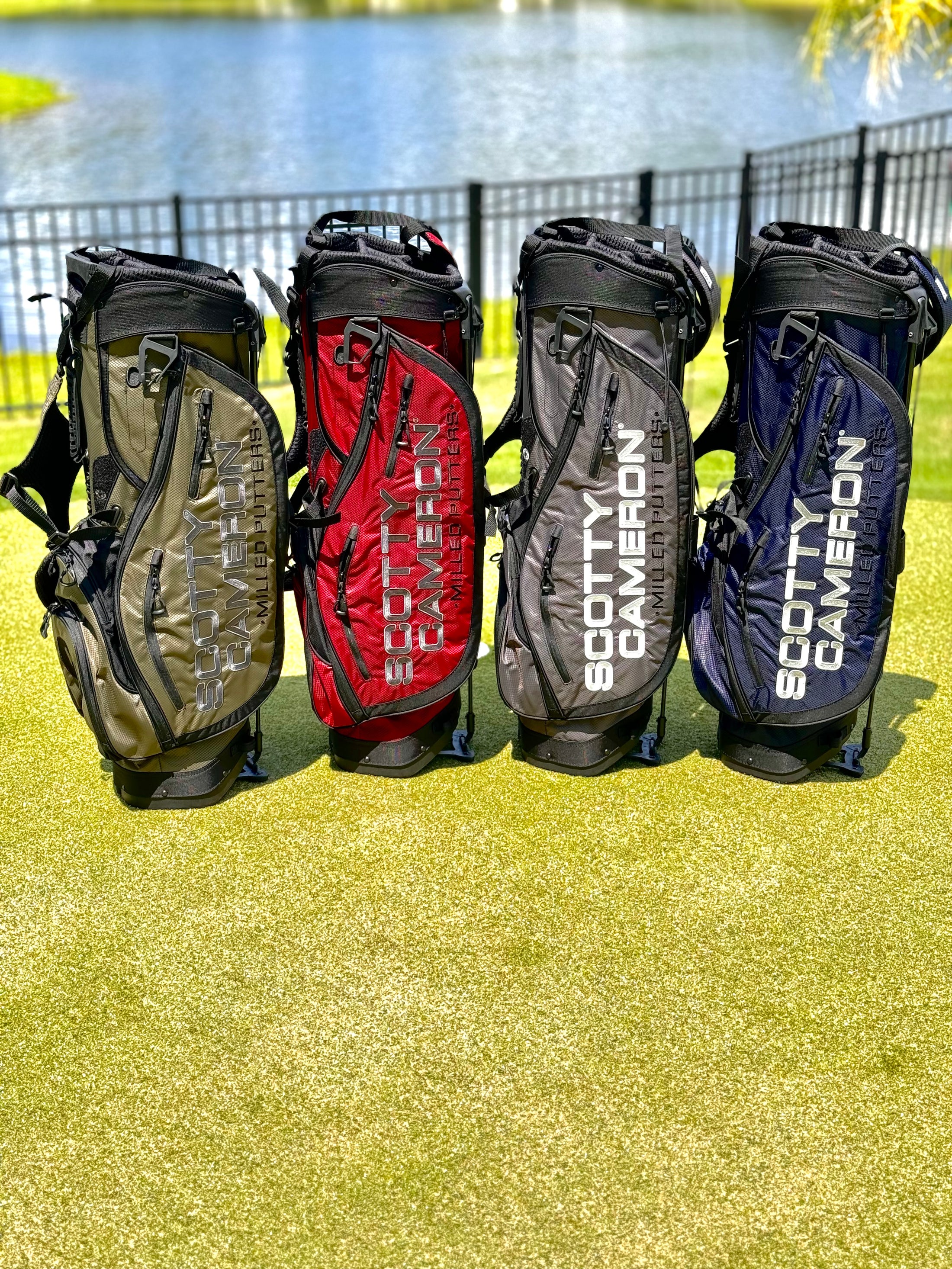 Scotty Cameron Circle T Pathfinder Stand bag Masters Green