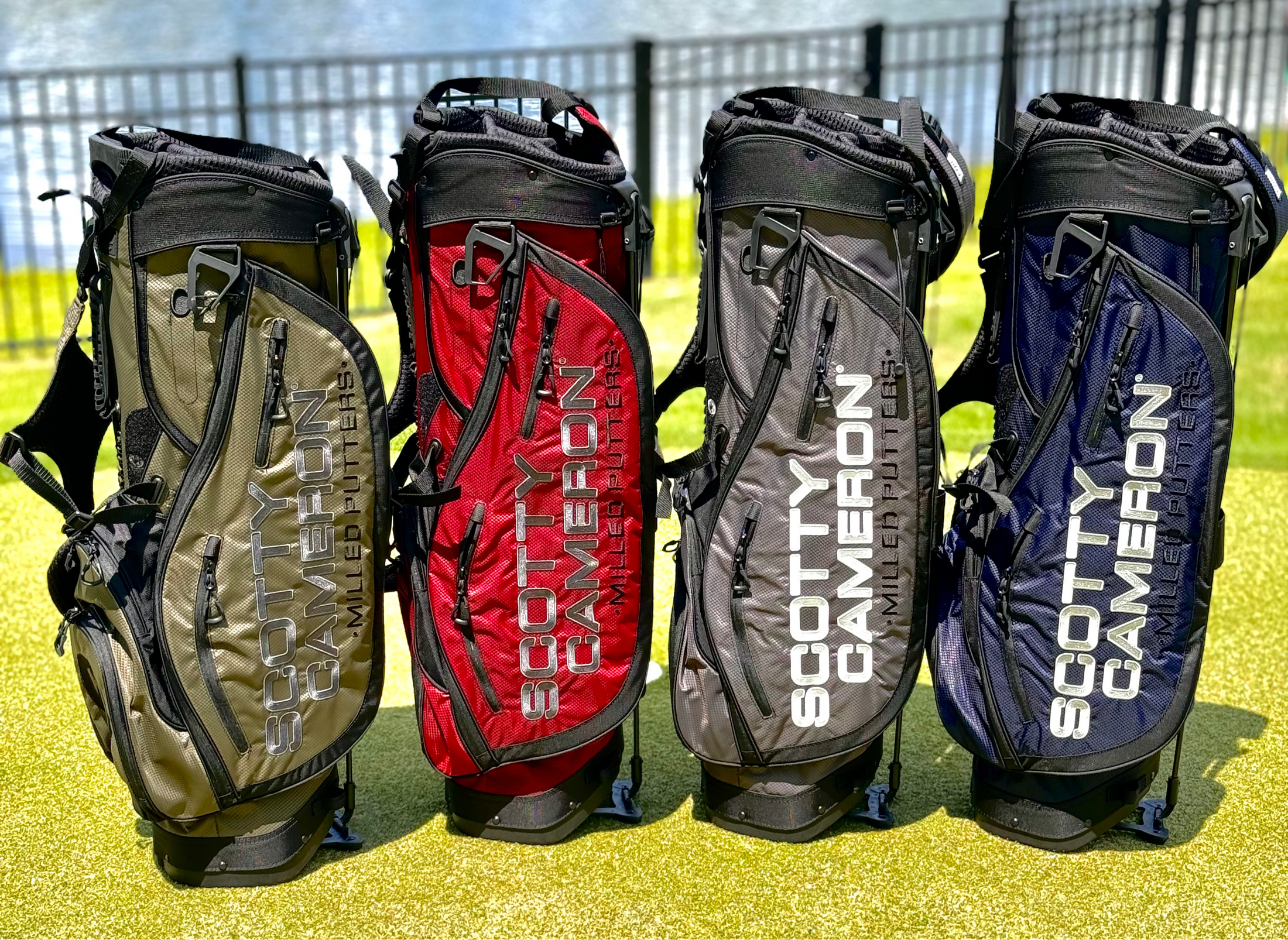 Scotty Cameron Circle T Pathfinder Stand bag Blue Navy Scotty Cameron Circle T Pathfinder Stand bag Blue Navy