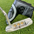 Load image into Gallery viewer, Scotty Cameron Tour Rat 1 Masterful SSS 360G Circle T Putter
