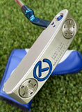 Load image into Gallery viewer, 🇺🇸Scotty Cameron TourType Masterful Two Tone Carbon/SSS 360G Circle T🇺🇸
