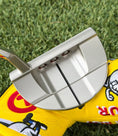 Load image into Gallery viewer, 🎃Scotty Cameron Tour Flojet Buttonback F5.5 Circle T Putter🎃
