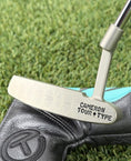 Load image into Gallery viewer, 🎃Scotty Cameron 009M GSS 350G Shaka Circle T Putter🎃
