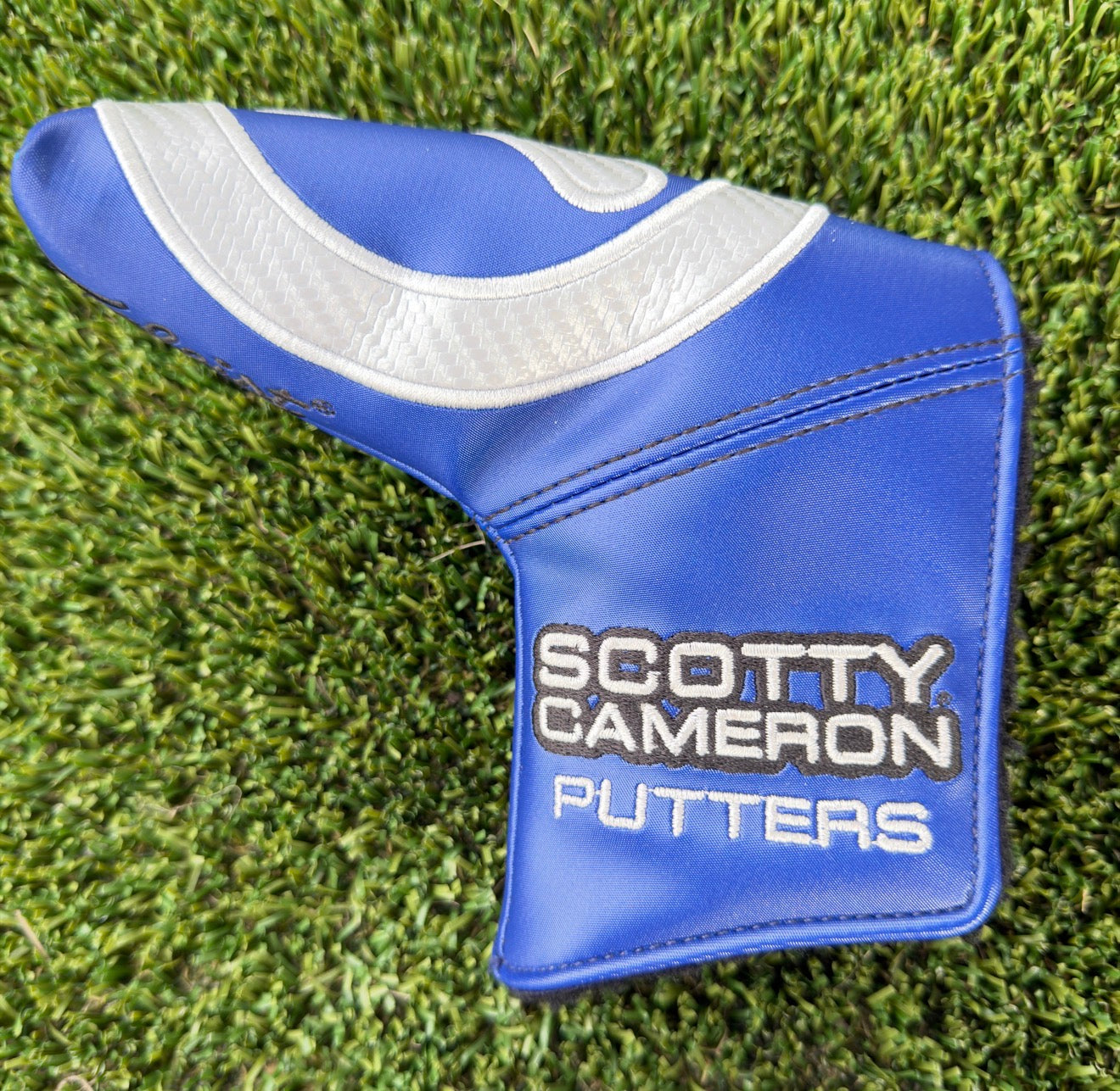 🎁Circle T Industrial Blue/Silver Blade Headcover🎁