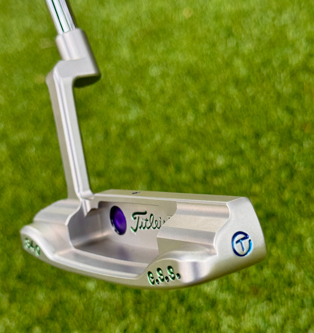 Scotty Cameron 009M GSS 340G Large Bombs with Site Dot Circle T Putter