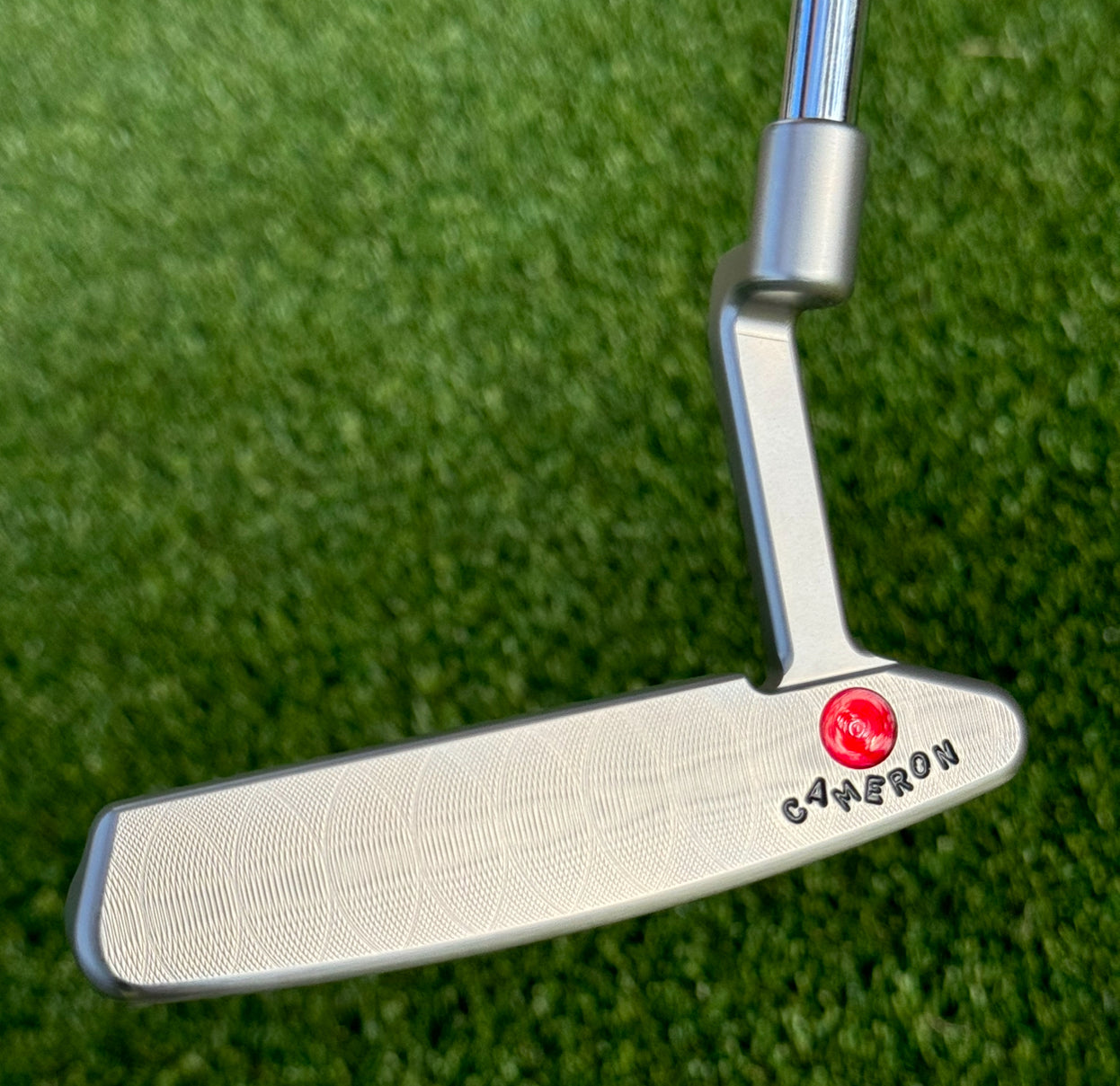 Scotty Cameron Tour Newport 2 Timeless SSS 350G Circle T Putter Barking Dog