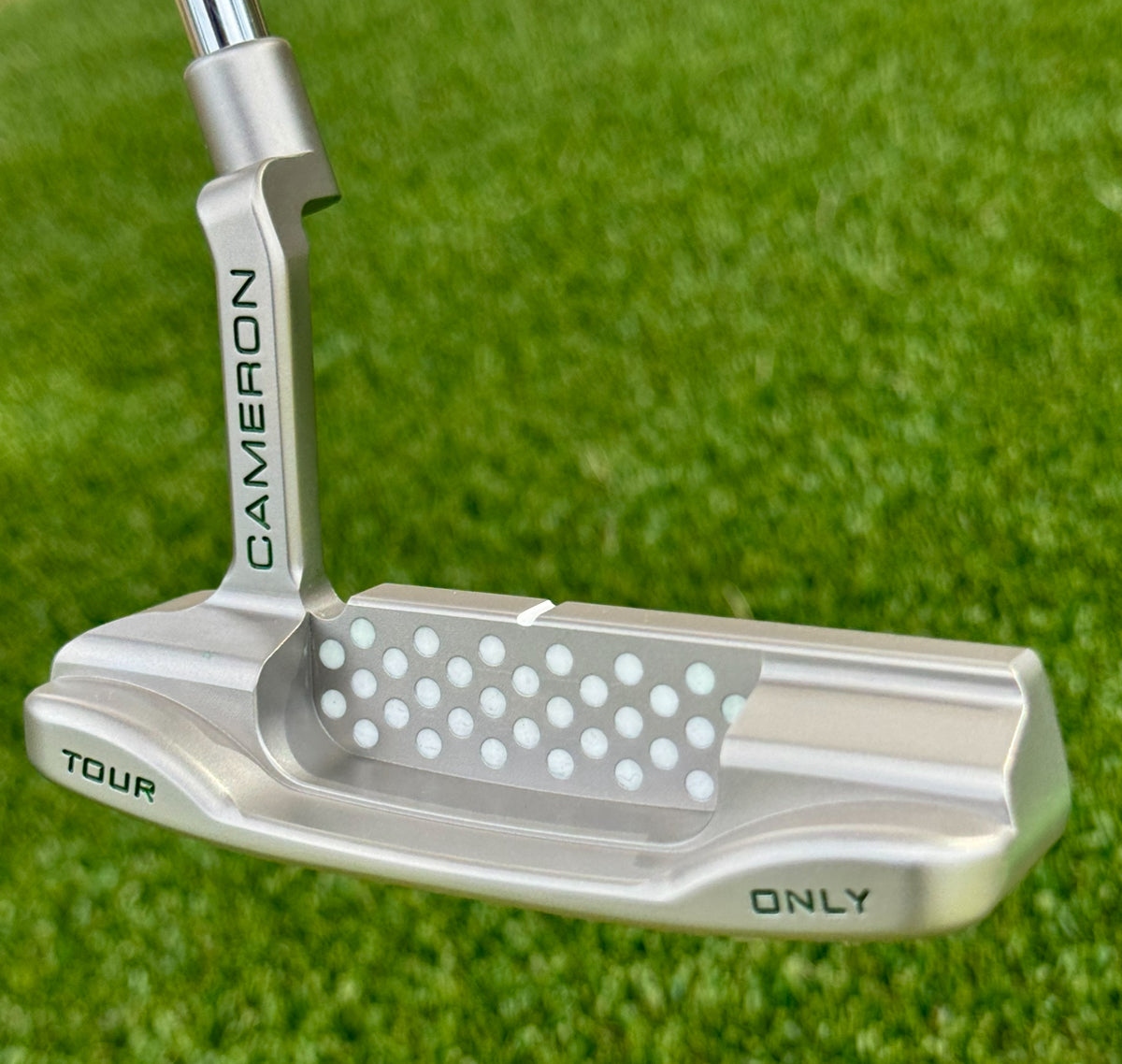 Scotty Cameron Tour Raw SSS Newport T22 360G Circle T Putter