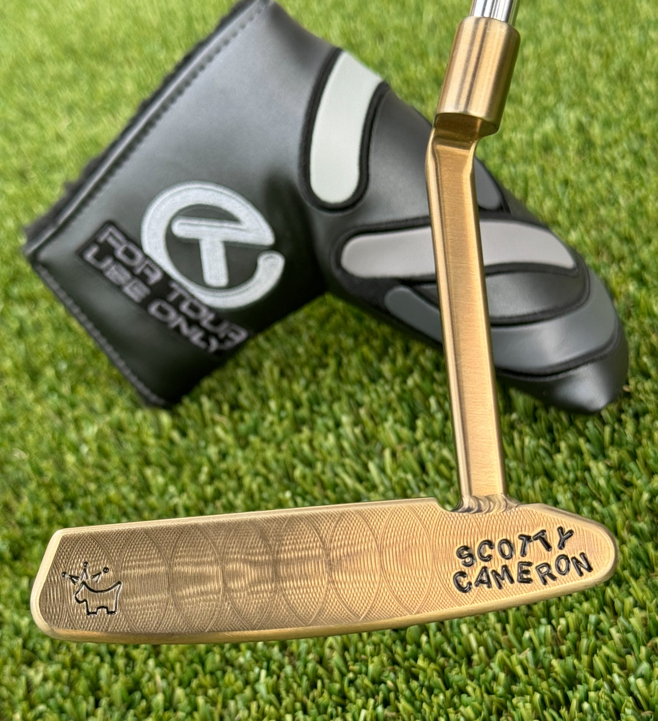 SCOTTY CAMERON リーシュ Scotty Cameron Welded Long Neck Timeless SSS Chromatic Bronze 350G