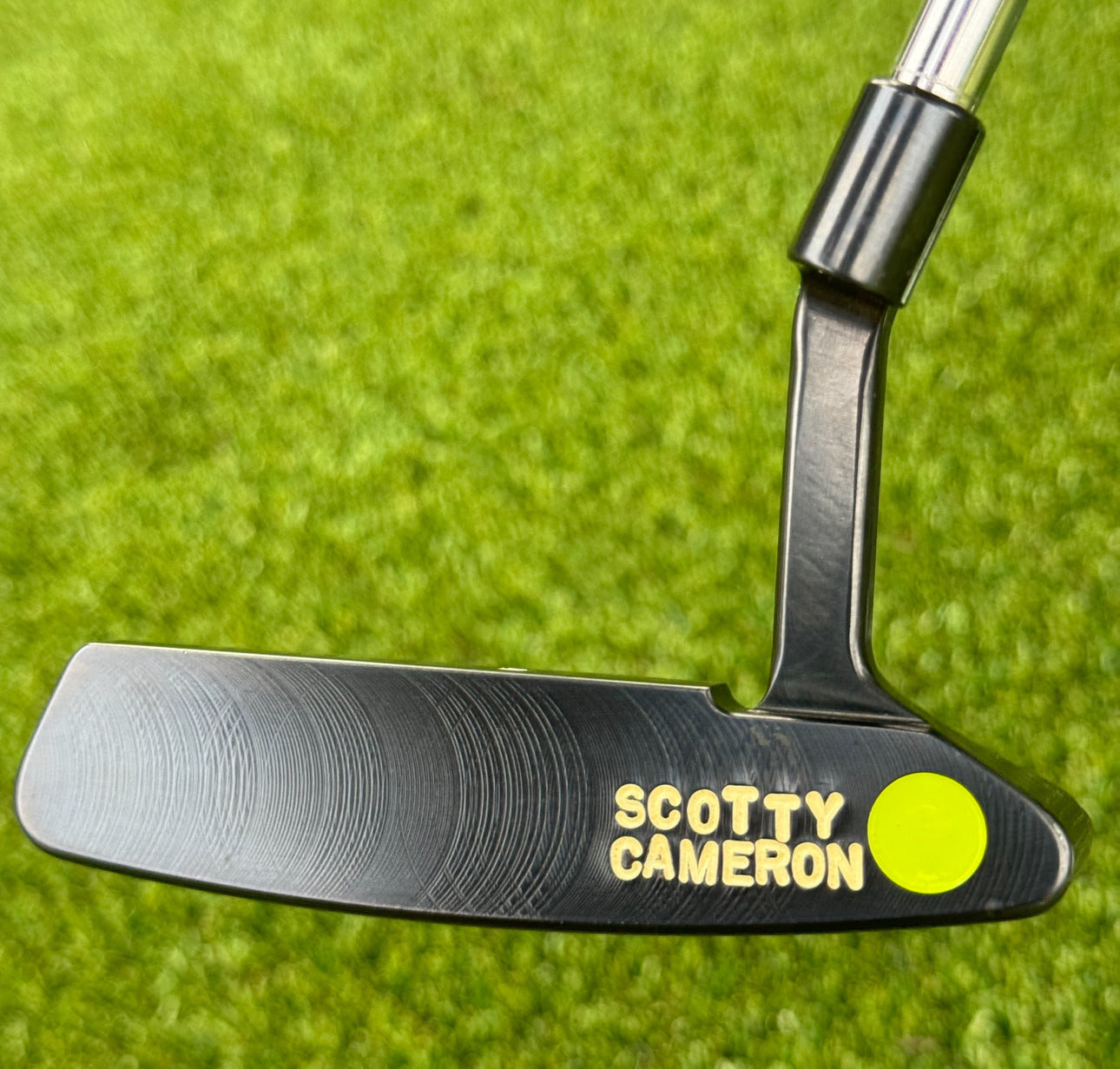 Scotty Cameron Tour Black Timeless Newport 2 Carbon 350G