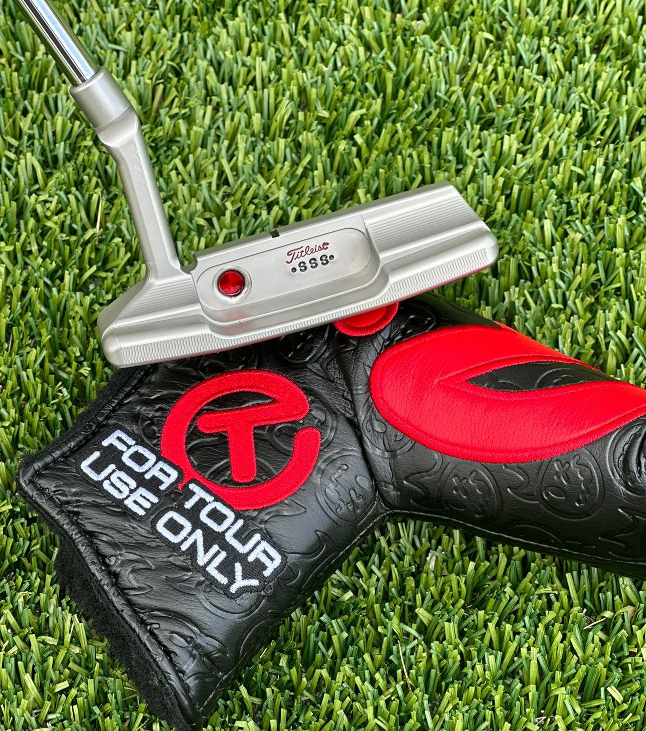 Scotty Cameron Rare Cherry Bomb Tour Type Timeless SSS 350G Circle T Puter