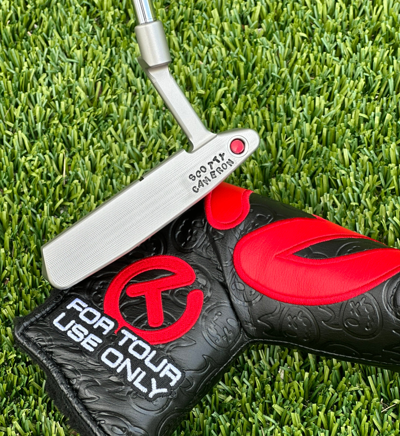 Scotty Cameron Rare Cherry Bomb Tour Type Timeless SSS 350G Circle T Puter