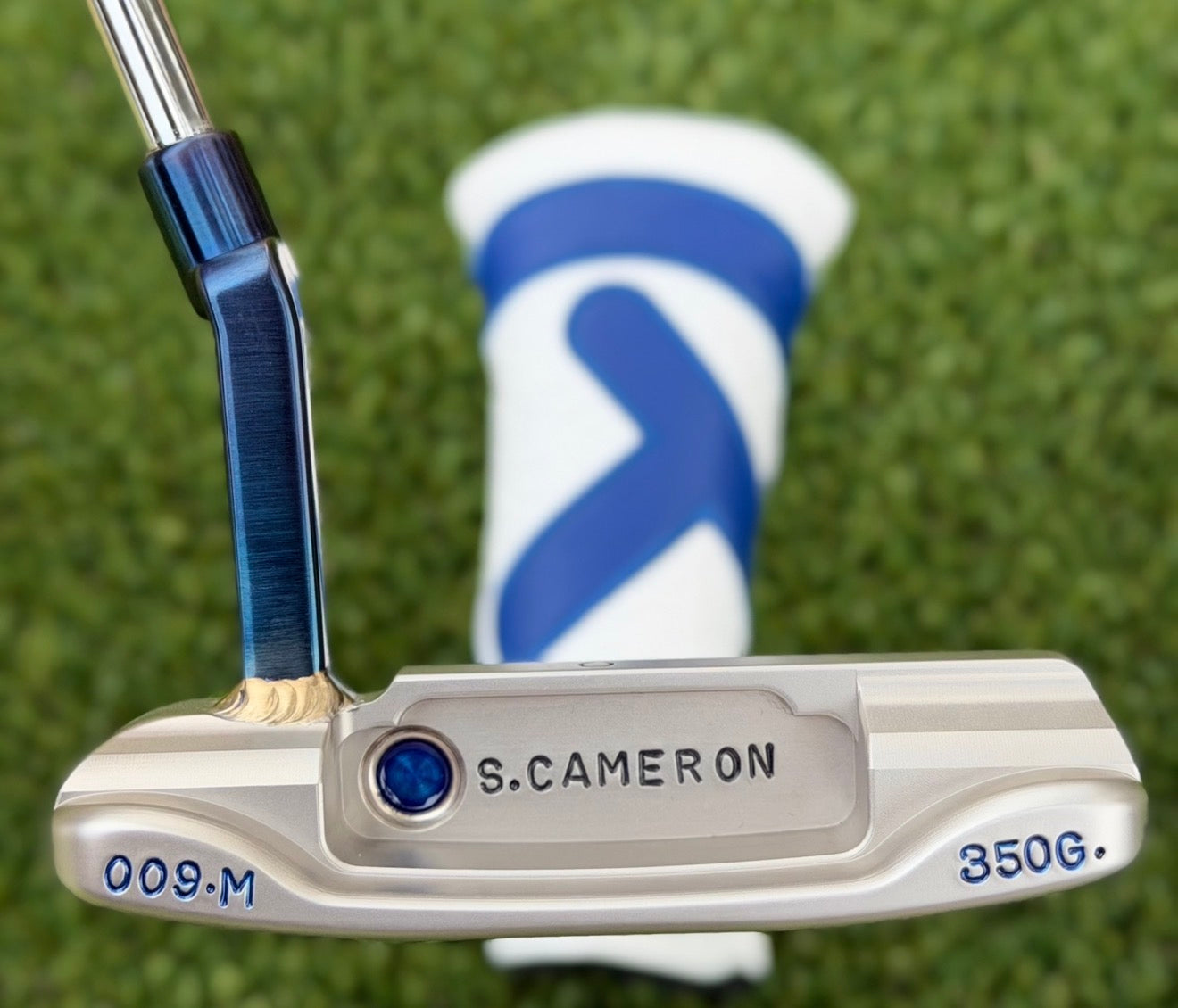 🎁Two Tone 009 Masterful Carbon/SSS 350G🎁