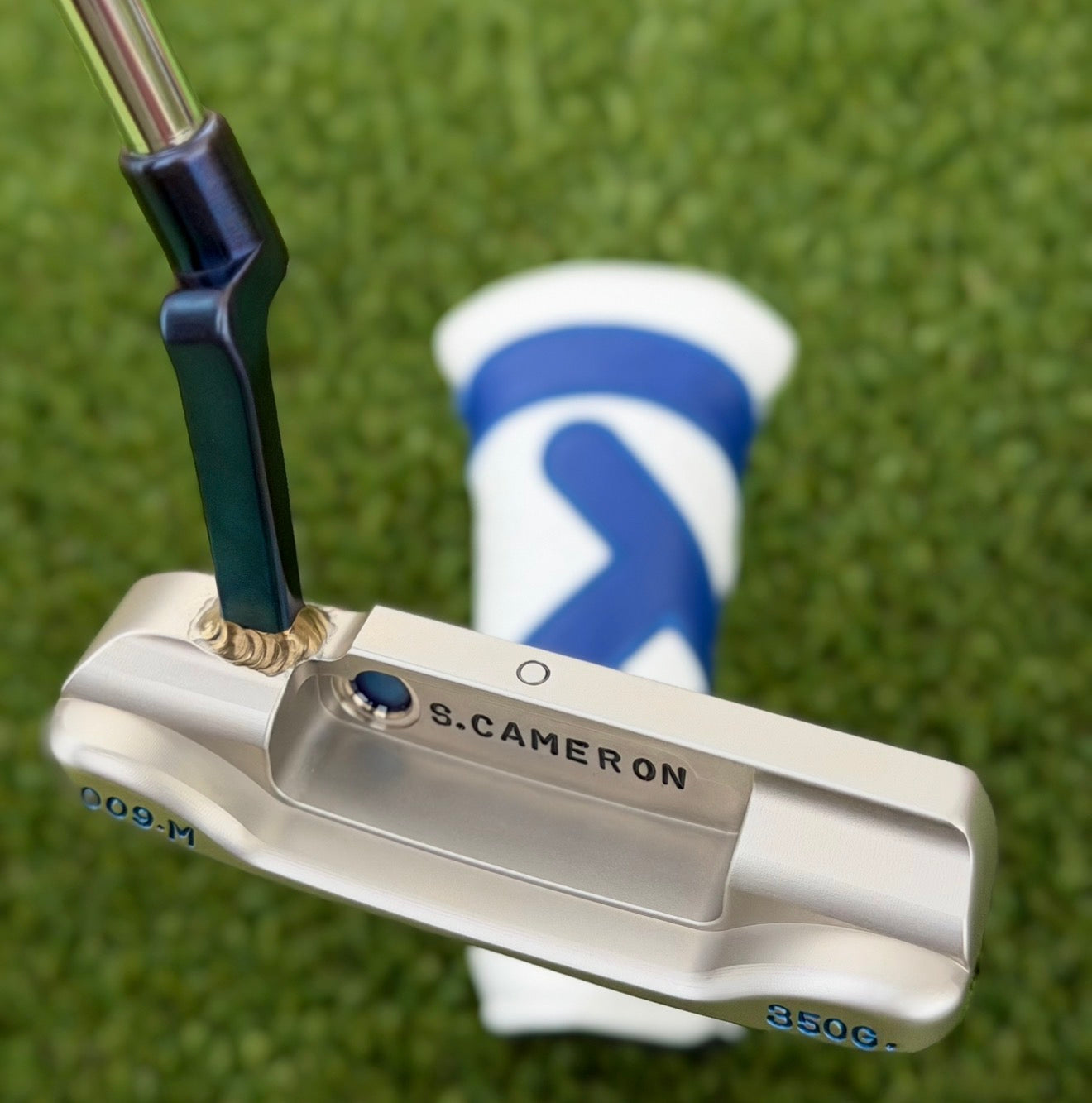 🎁Two Tone 009 Masterful Carbon/SSS 350G🎁