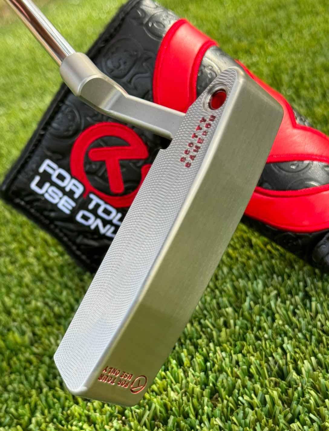 Scotty Cameron Timeless TourType SSS Cherry Bombs 350G Circle T