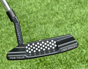 Scotty Cameron Tour Black Newport 2 T22 350G Circle T Putter