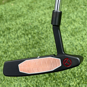 Scotty Cameron Tour Black Newport 2 T22 350G Circle T Putter