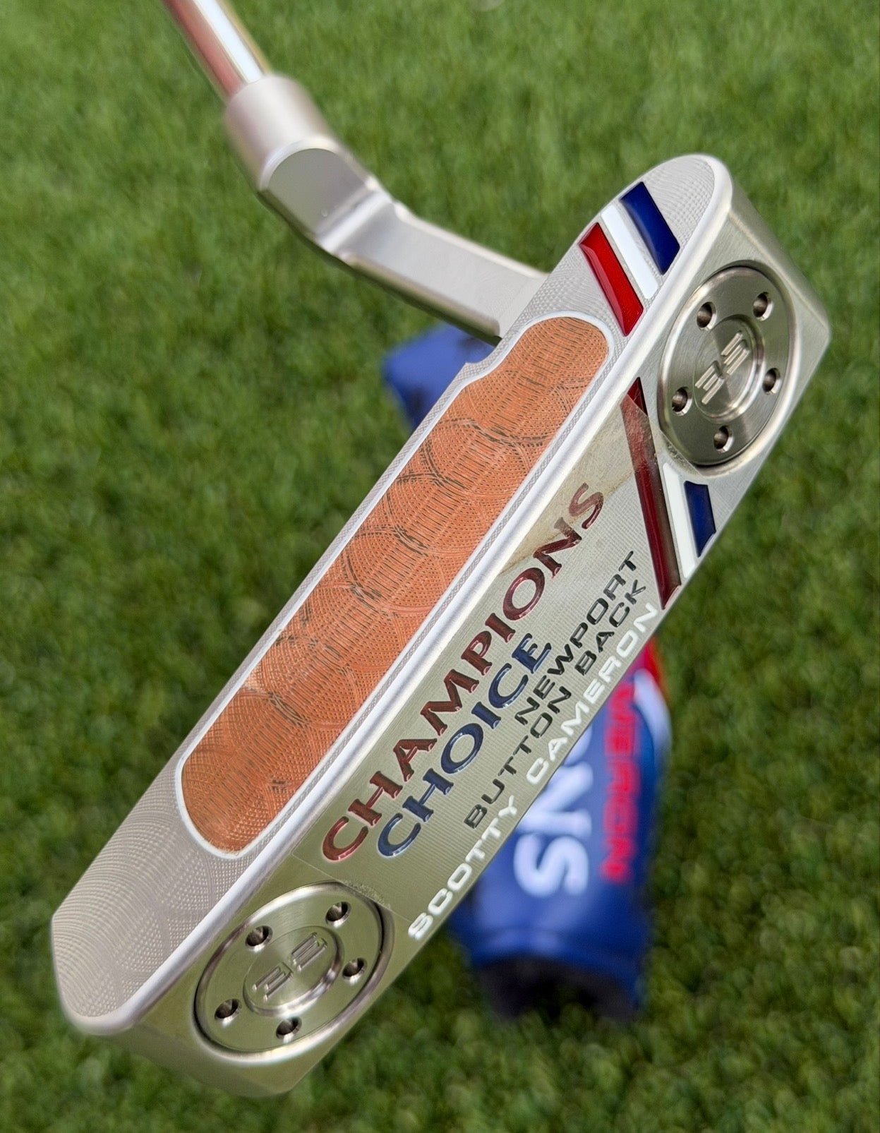 🎁Chamions Choice Limited Release Newport Button Back🎁