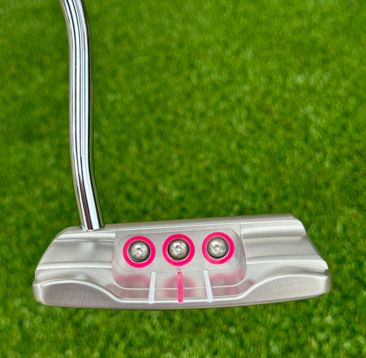 Scotty Cameron 2010 My Girl Pretty In Pink Squareback Putter