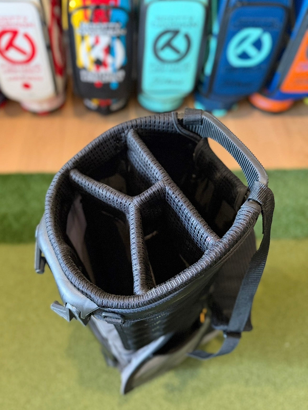 🎁2020 Special Release Masters Green Circle T Stand Bag🎁