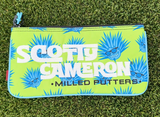 🎁Gallery Only Agave Circle T Cash Bag🎁