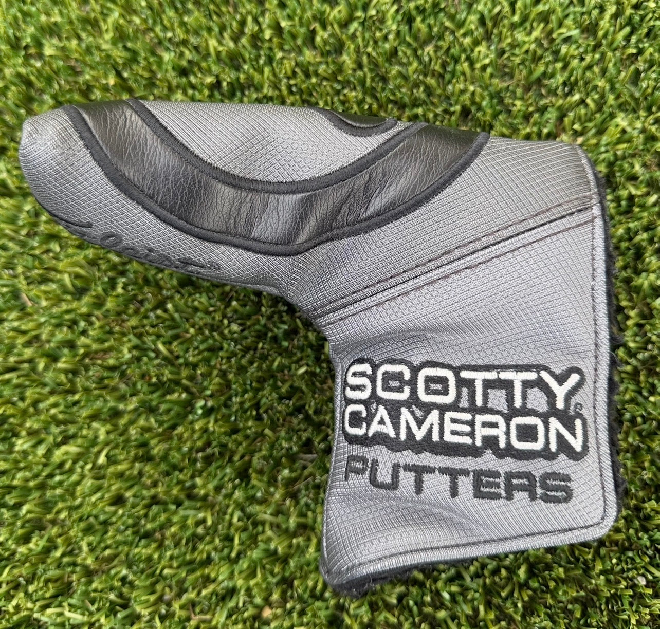 🎁Black Industrial Circle T Headcover🎁