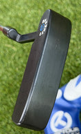 Load image into Gallery viewer, 🇺🇸Scotty Cameron 009M Carbon ROLL TOP 350G Circle T🇺🇸
