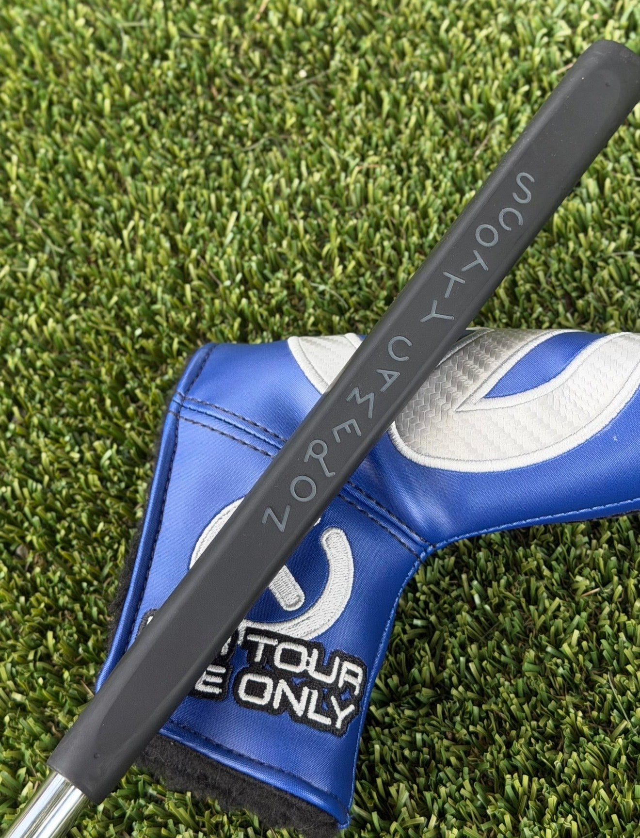 🇺🇸Scotty Cameron 009M Carbon ROLL TOP 350G Circle T🇺🇸