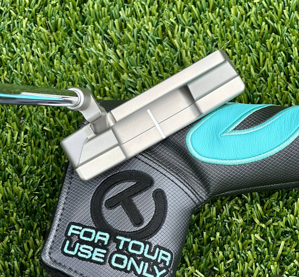 Scotty Cameron Timeless 2 GSS 350G Circle T Putter