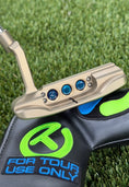 Load image into Gallery viewer, 🇺🇸Scotty Cameron Tour Newport Chromatic Bronze with GSS Insert Circle T🇺🇸
