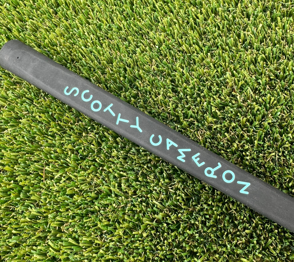 SCOTTY CAMERON CIRCLE T PISTOLINI PLUS BLACK SCOTTY CAMERON CIRCLE T PISTOLINI PLUS BLACK