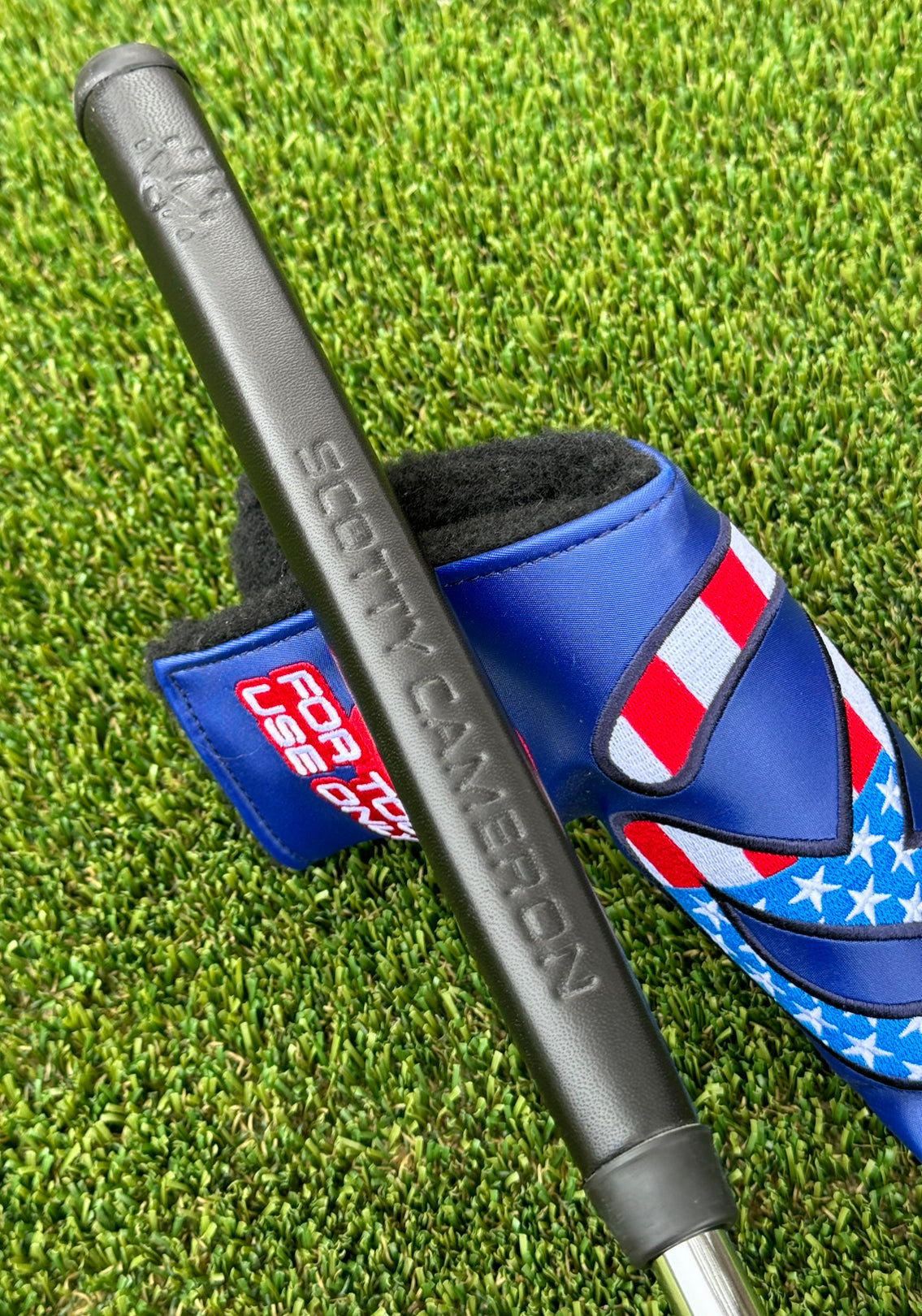 Scotty Cameron Timeless Newport 2 GSS 350G Large Bombs Circle T Putter