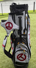 Load image into Gallery viewer, 🇺🇸Scotty Cameron Geo Print US Open Circle T Pathfinder Stand Bag🇺🇸

