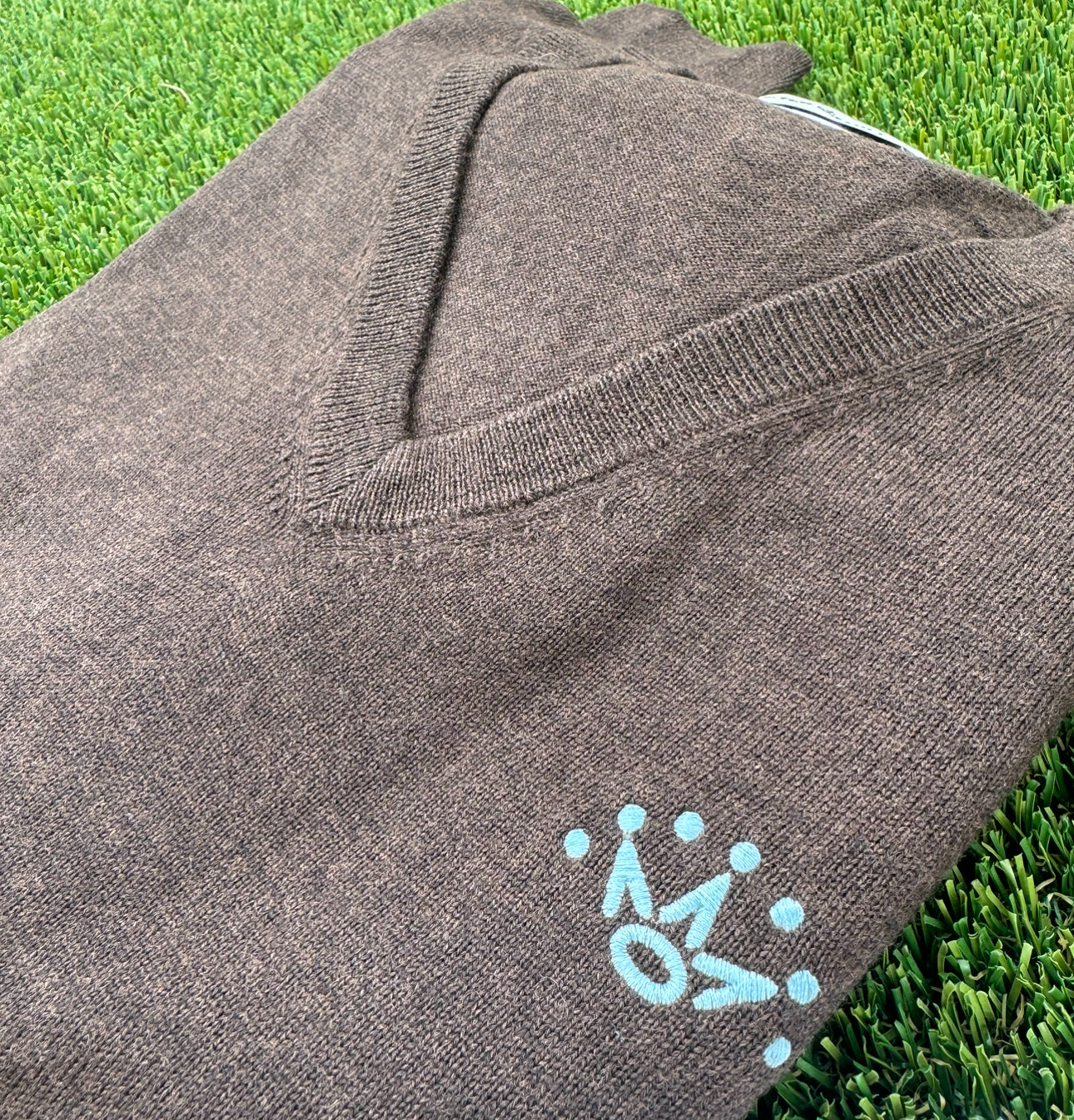 Scotty Cameron XL V Neck Long Sleeve 7 Point Tiffany Crown Sweater