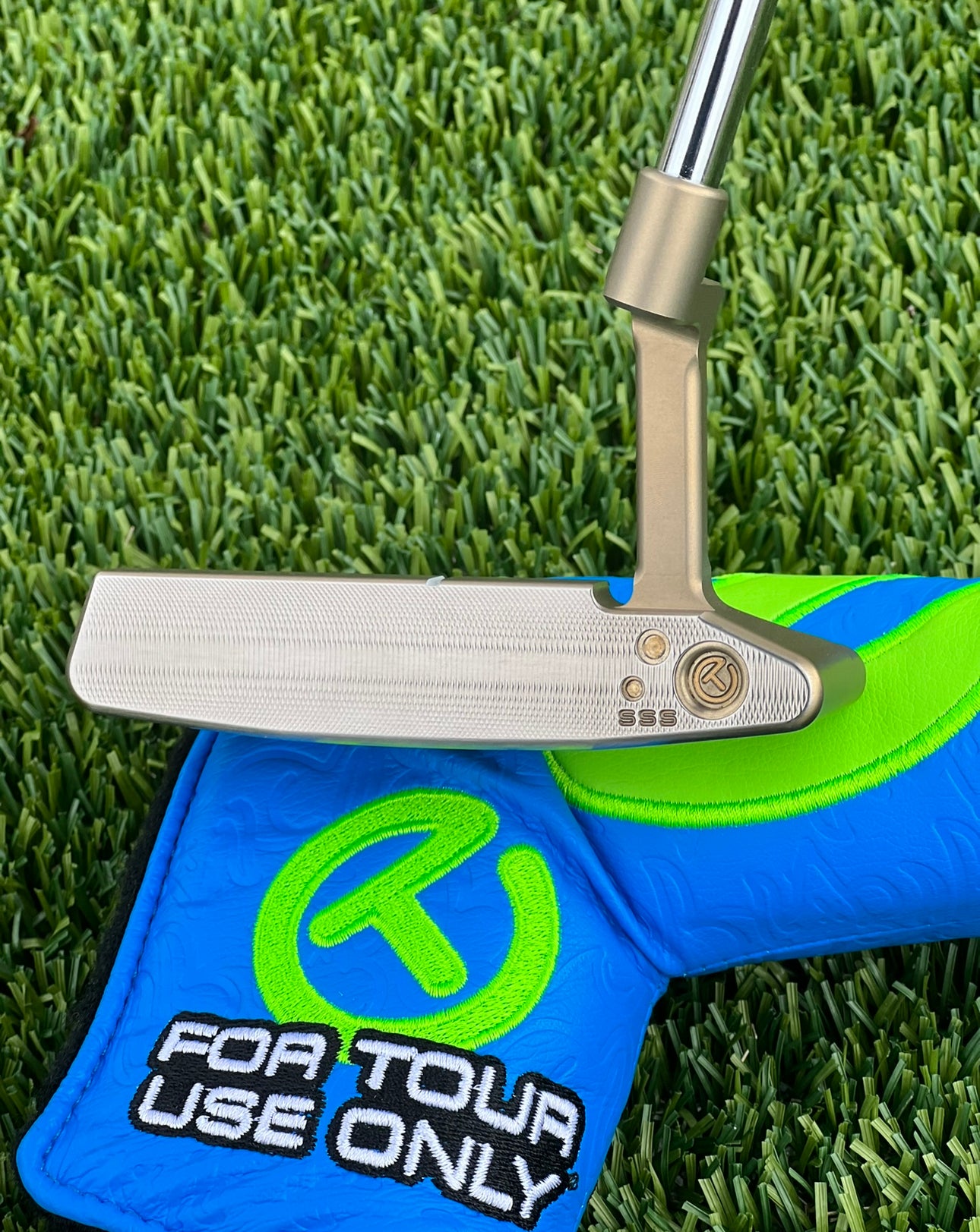 Scotty Cameron Two Tone Tour Type Timeless Chromatic Bronze SSS 360G Circle T Putter