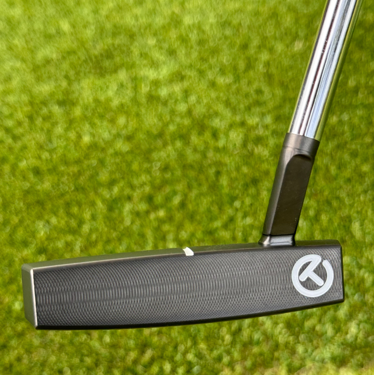 Scotty Cameron Tour Black Phantom X T9.5 350G Circle T Putter