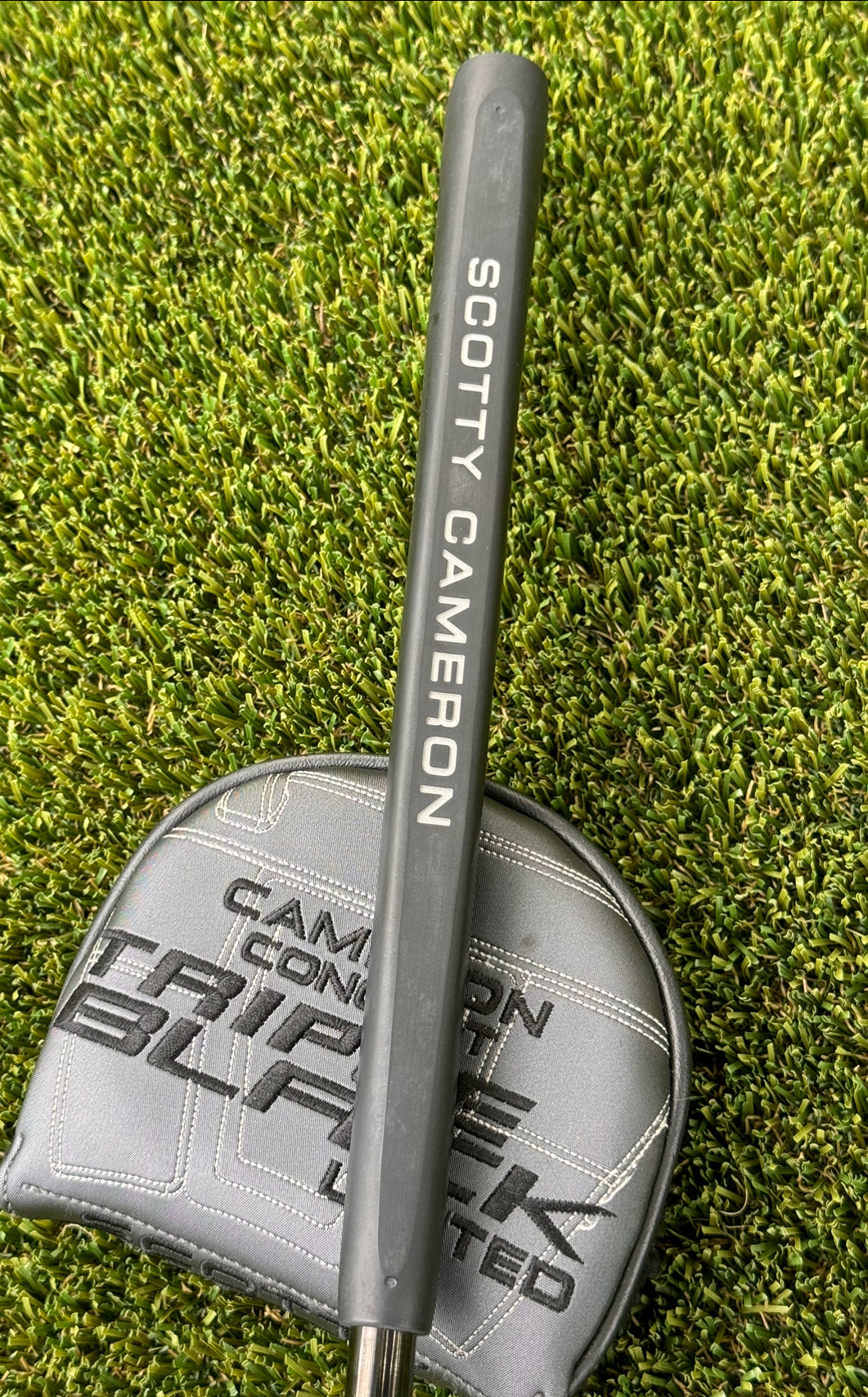 Scotty Cameron lImited Release Triple Black Phantom X 9.5 putter