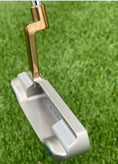 Load image into Gallery viewer, Scotty Cameron Two Tone Peace of Mind Putterman 009 Tool Box King Peace Sufer Circle T Putter
