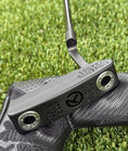 Load image into Gallery viewer, 🎁Scotty Cameron Tour Black Newport 2 Select Deep Milled 360G Circle T Putter🎁
