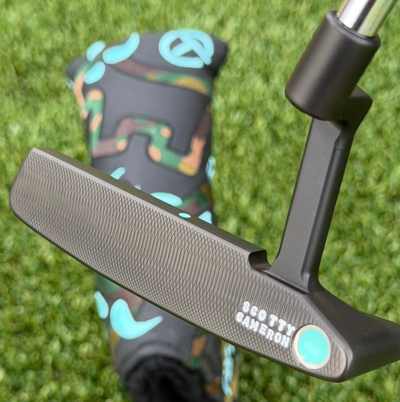 ✨Tiffany GSS Tour Black Timeless 350G Circle T✨