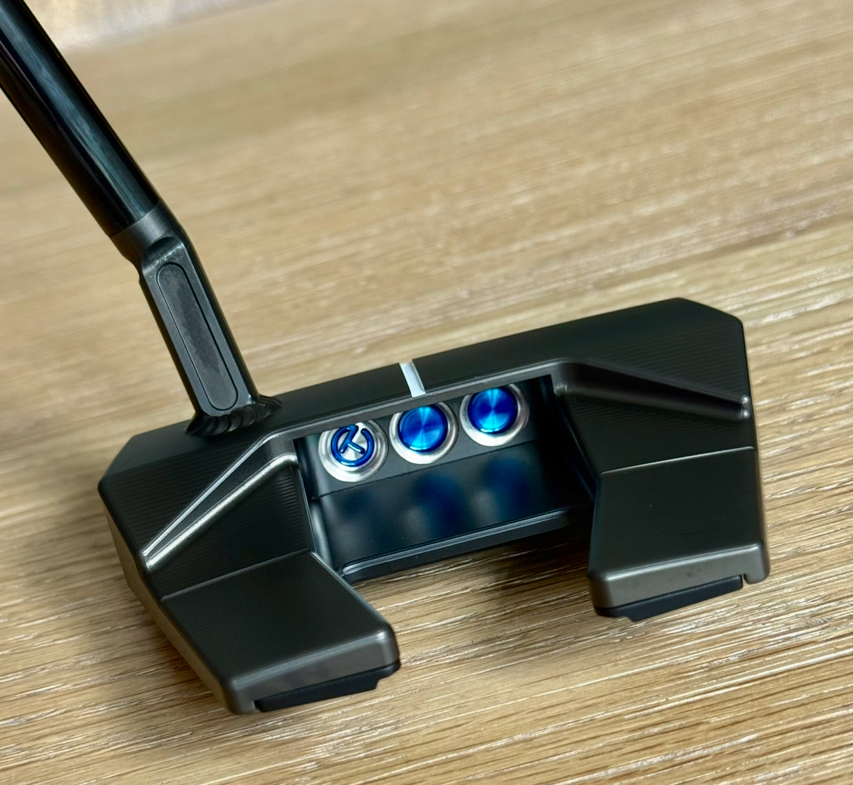 ✨Tour Black Welded Flo Jet Phantom T5.5 Circle T✨