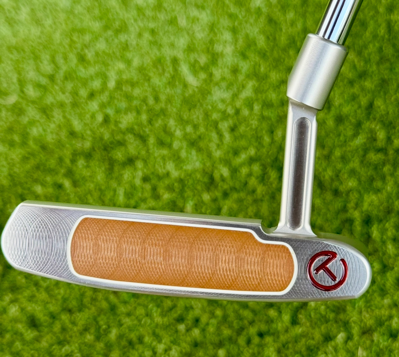 ✨Tour Masterful Plus Button Back 360G Circle T✨