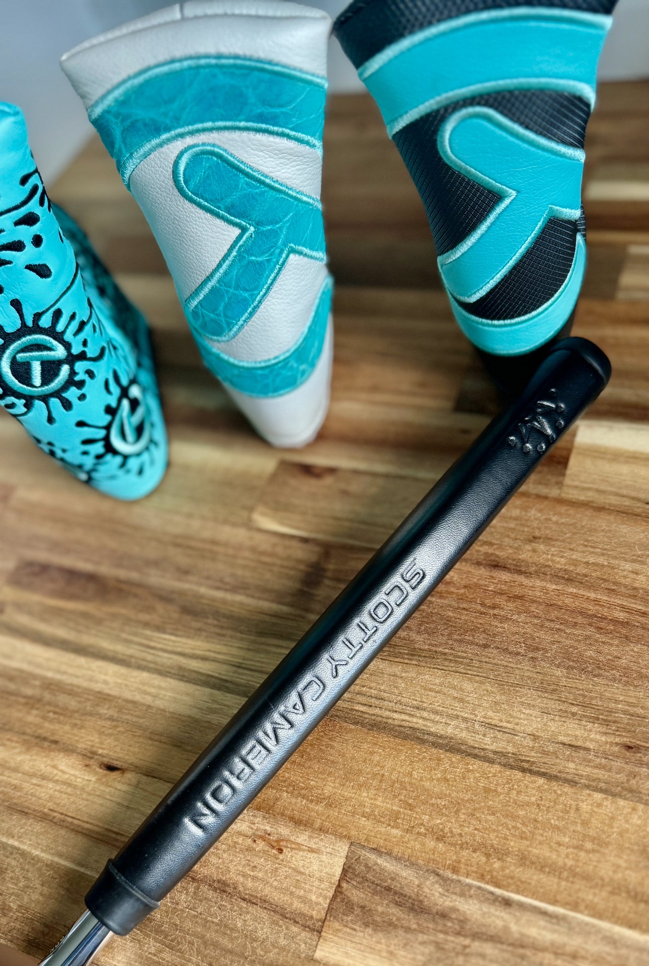 Scotty Cameron Vertical Stamp Masterful GSS 009 Welded Mid Neck Two Tone Cami Co 350G Circle T Putter