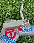 Load image into Gallery viewer, Scotty Cameron Large Cherry Bomb Newport 009 Masterful 340G GSS Circle T Putter

