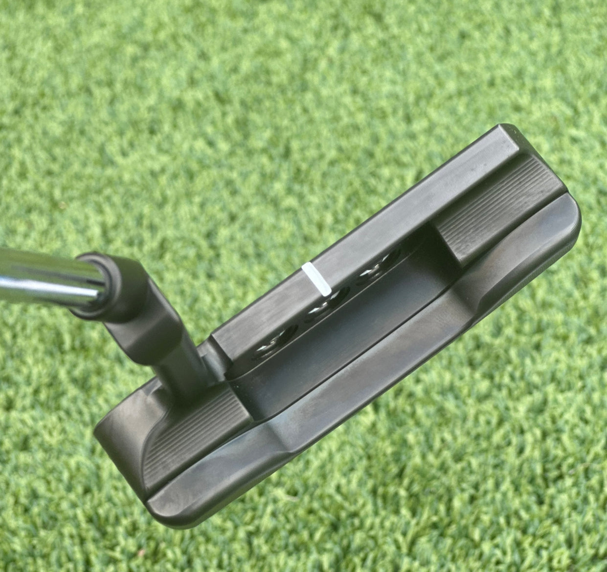 Scotty Cameron Tour Black Masterful Button Back SSS 360G Circle T
