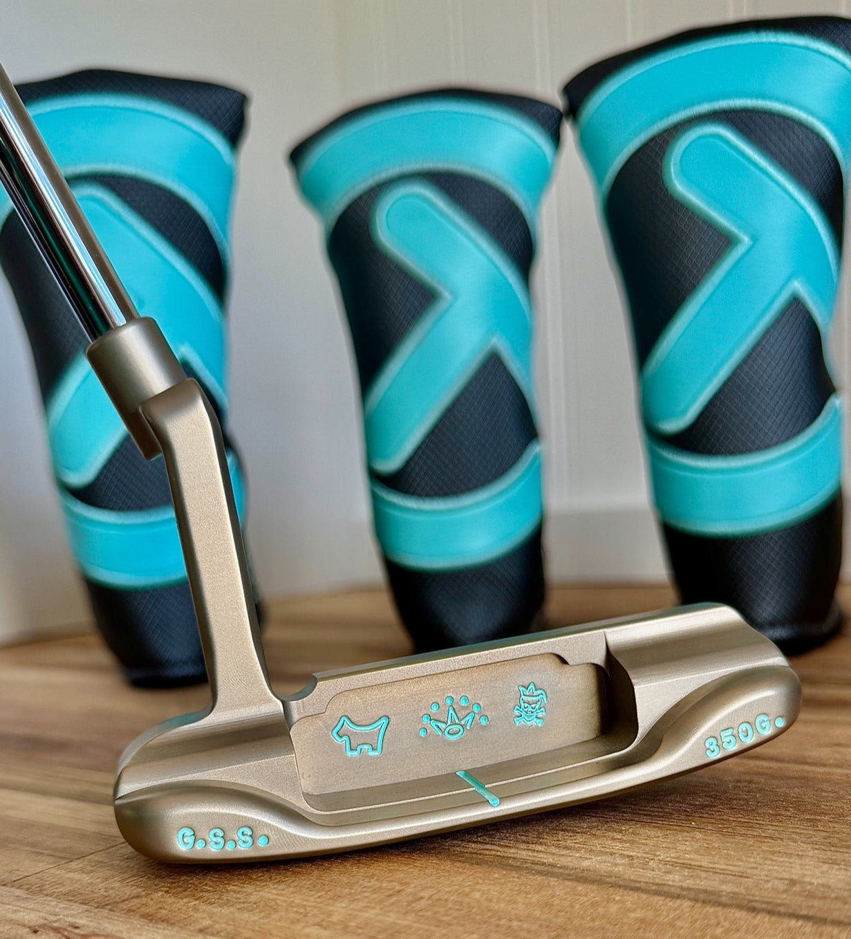 スコッティキャメロン　マーカー　ティファニーブルー　Scotty Cameron Scotty Cameron Chromatic Bronze Newport GSS 350G Tiffany Bombs